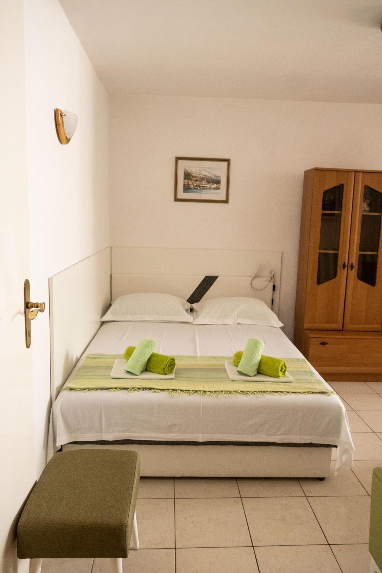 Apartmani Maya Podgora Exterior foto
