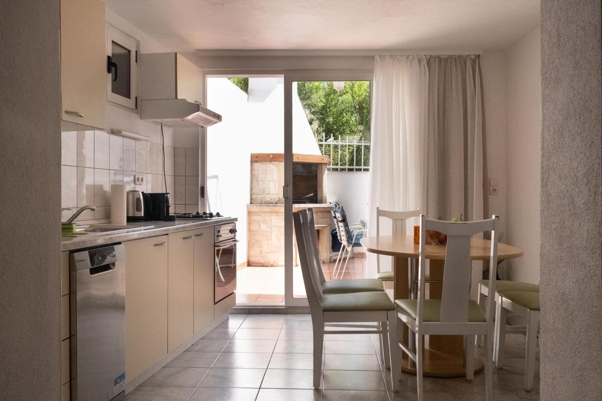 Apartmani Maya Podgora Exterior foto